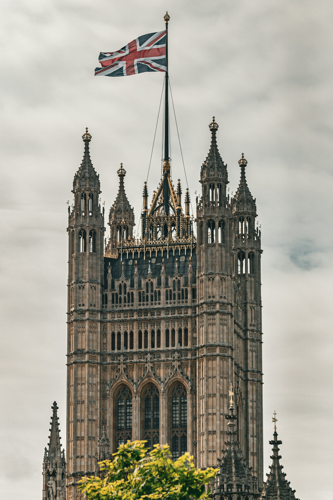 Mindful Luxury on the Move: Wellness-Focused Car Fragrance and Luxury car Freshener's by Scentuary London